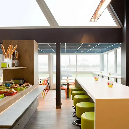 Ibis Budget Combault Rn4 Marne La Vallee Hotel Pontault-Combault
