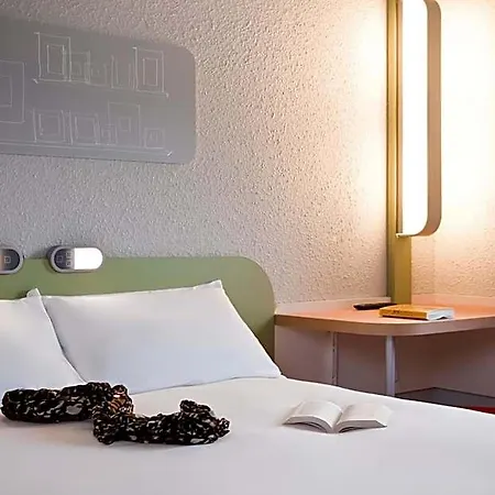 Ibis Budget Combault Rn4 Marne La Vallee Otel