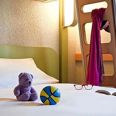 Ibis Budget Combault Rn4 Marne La Vallee Otel