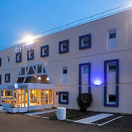 מלון Ibis Budget Combault Rn4 Marne La Vallee פונטו-קומבו