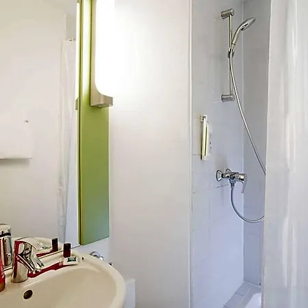 Otel Ibis Budget Combault Rn4 Marne La Vallee 2*