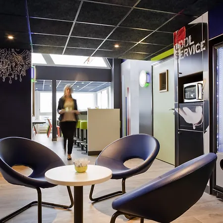 Ibis Budget Combault Rn4 Marne La Vallee 2* 퐁토 콩보