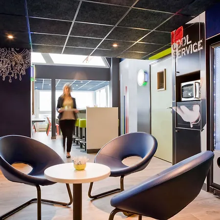 Ibis Budget Combault Rn4 Marne La Vallée Hotel 2*