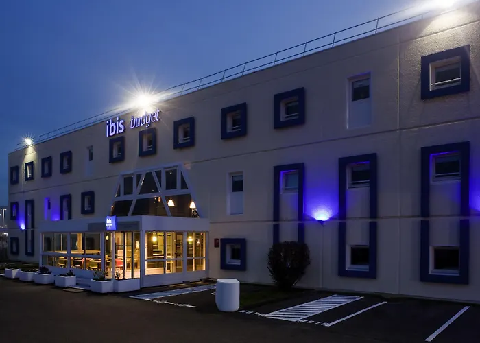 Ibis Budget Combault Rn4 Marne La Vallee מלון