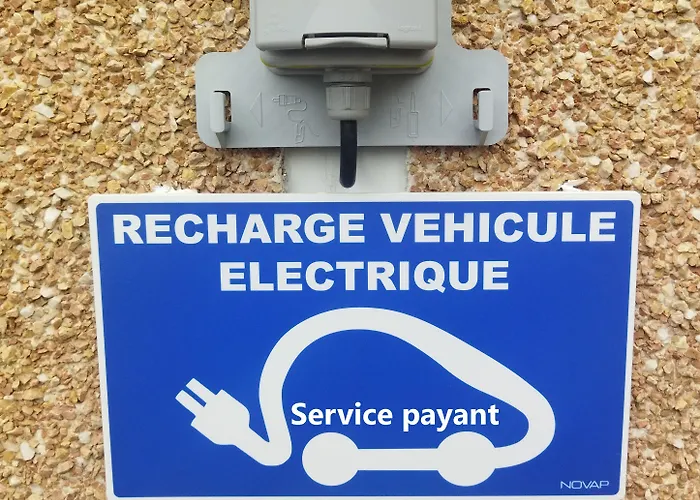 מלון Ibis Budget Combault Rn4 Marne La Vallee 2*
