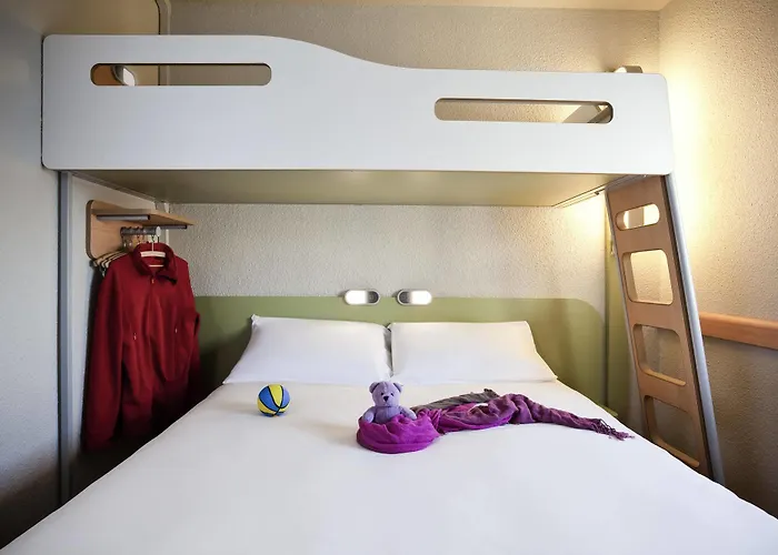 Ibis Budget Combault Rn4 Marne La Vallee פונטו-קומבו