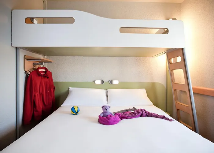 Ibis Budget Combault Rn4 Marne La Vallee מלון 2*